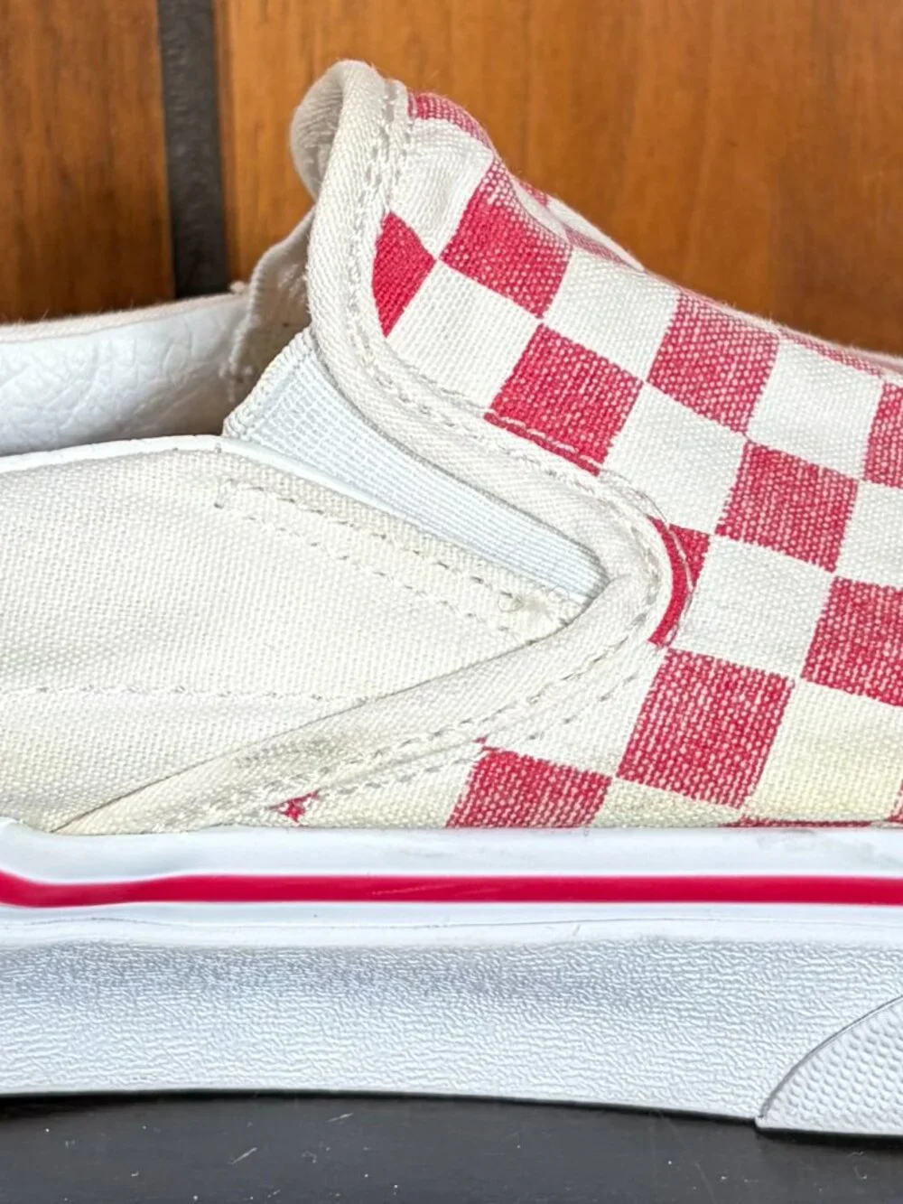 Vans Classic Slip-On Sneakers Checkerboard White and Red Womens Sz 9 - Picture 3 of 8